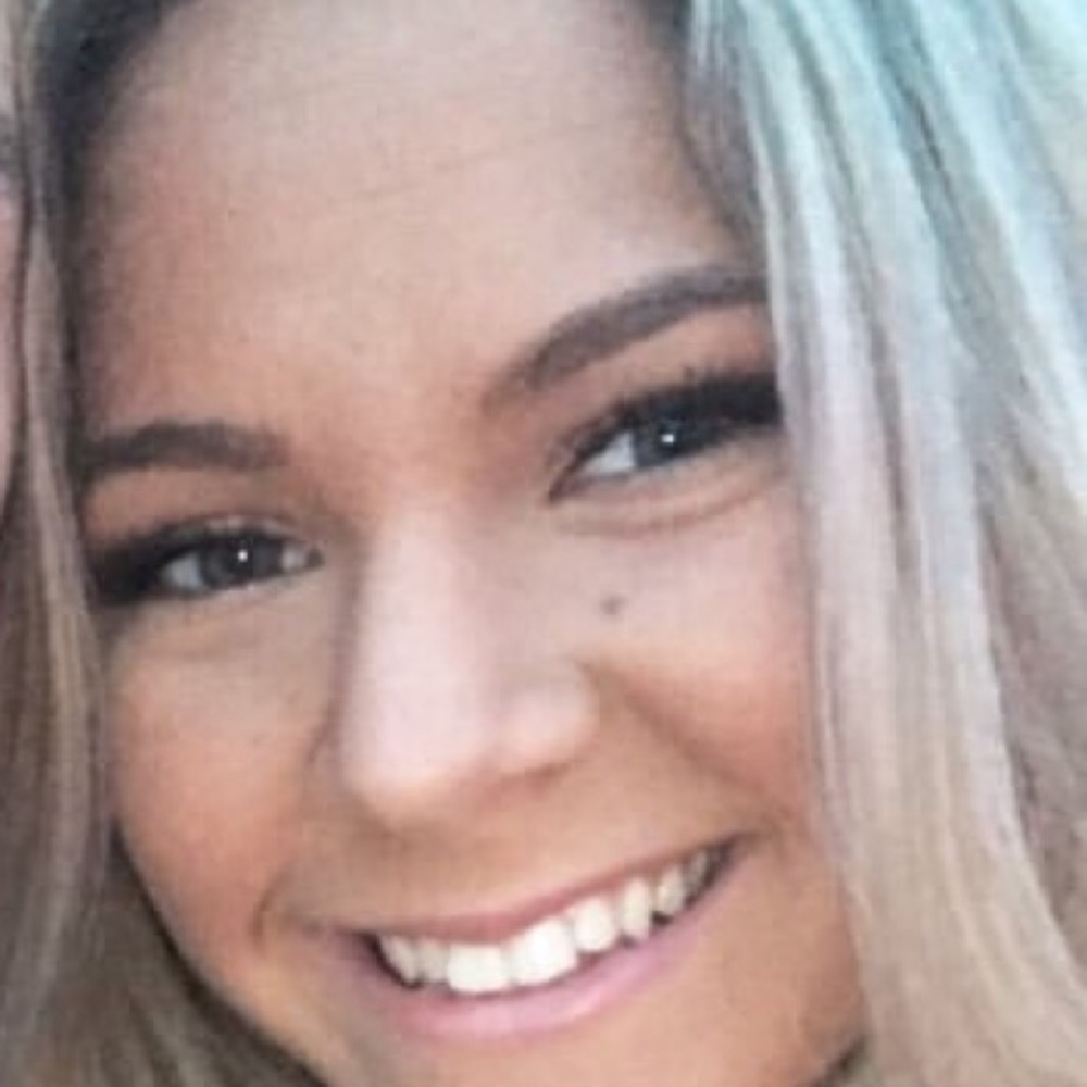 Meet your Posher, Nicole